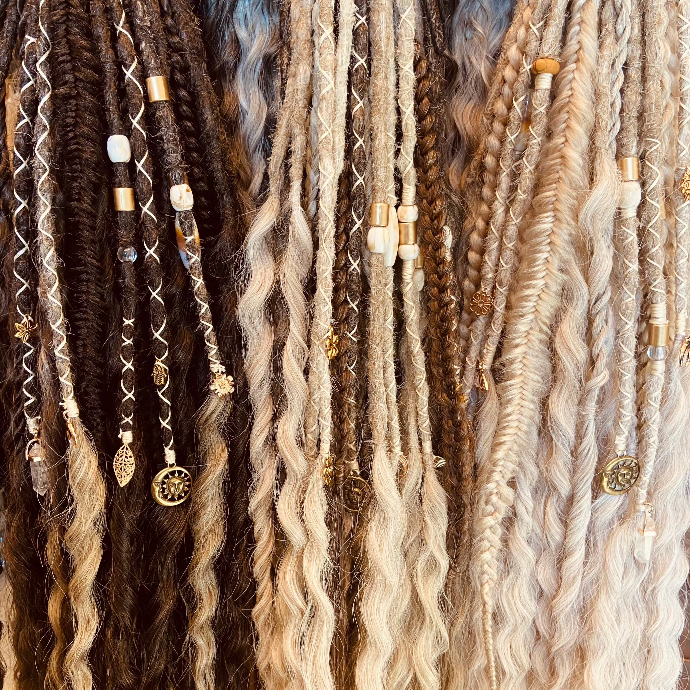 GOLDEN GODDESS Collection